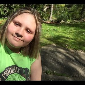 Meet your Posher, Evie